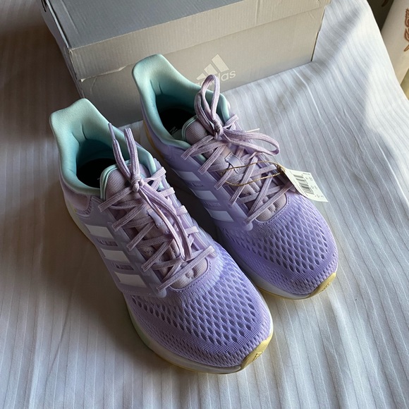 Adidas Shoes - Picture 2 of 7